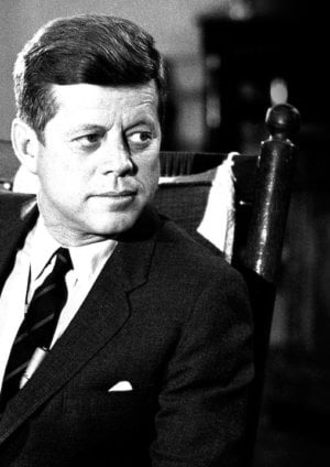 Photo exhibit reveals quieter moments from JFK's life 51
