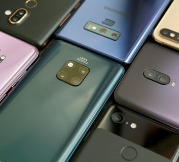 What do five experts think about mobile phones in schools? 2