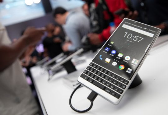 BlackBerry's Android upgrade track record should give anyone pause 3