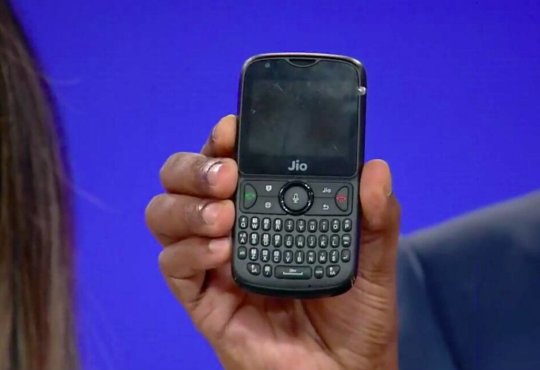 Jio Phone may soon get Android-like apps, thanks to Google’s $22 million investment 3