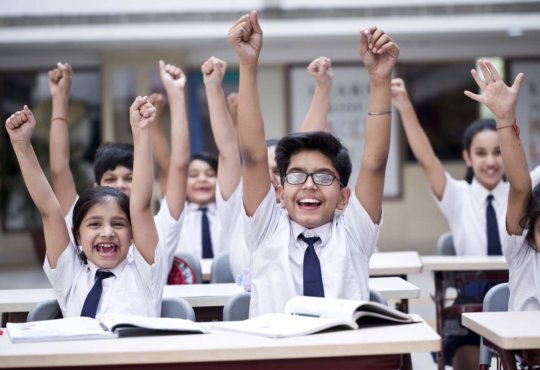 Great debate: Should mobile phones be banned in schools? 4