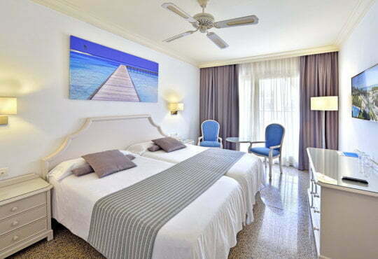 Company information: Mac Hotels 1